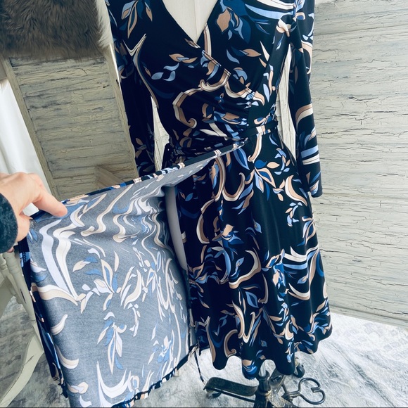 maxandcleo designer professional faux wrap  dress with bohemian print - Picture 2 of 10